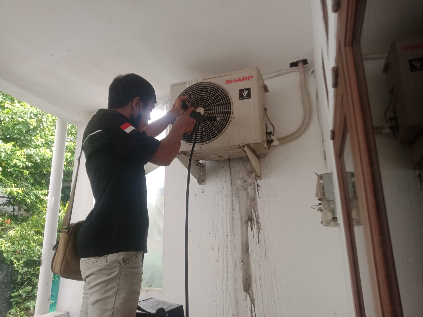 
Bongkar...!!! Trik Mencari Tukang Layanan Bongkar AC Krukut Depok Yang cakap
