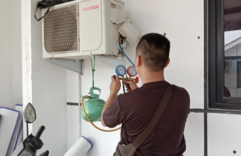 Bongkar…!!! Bagaimana Memilih Tehnisi Jasa Pasang AC Panggilan Semanan Yang cakap